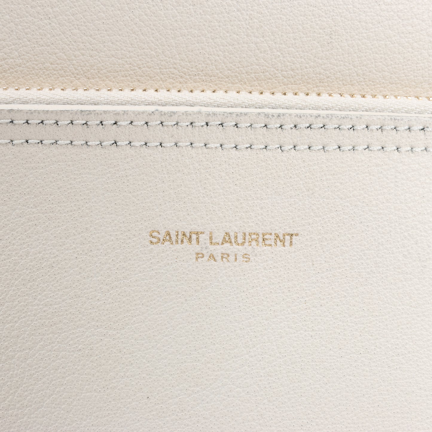 Saint Laurent Paris Sac Shopping Schultertasche aus Leder in Ecru 394195