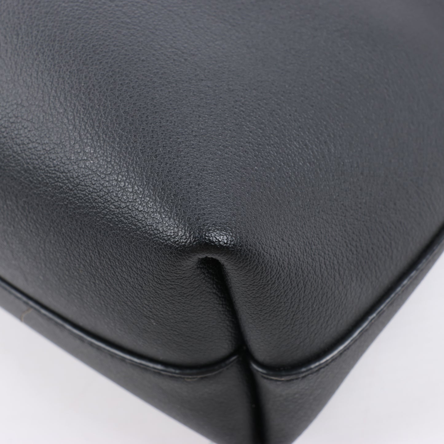 Saint Laurent Paris – Toy Shopping – 2-Wege-Handtasche aus schwarzem Leder