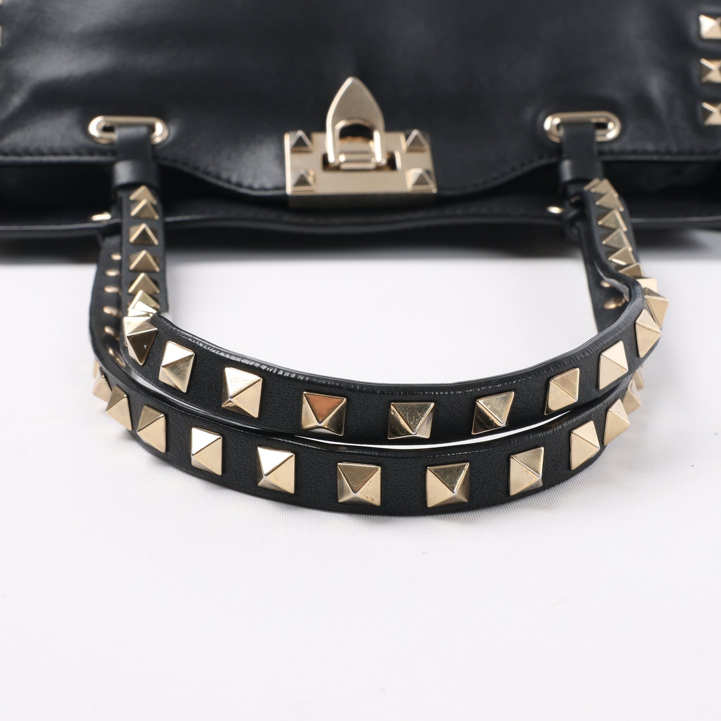 Valentino Garavani – Rockstud – 2-Wege-Handtasche aus schwarzem Leder