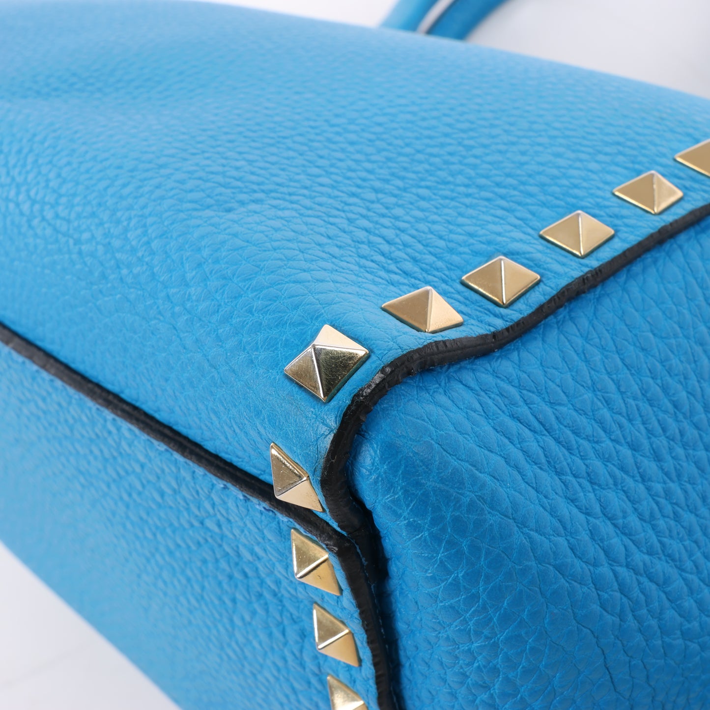 Valentino Garavani – Rockstud – 2-Wege-Handtasche aus blauem Leder