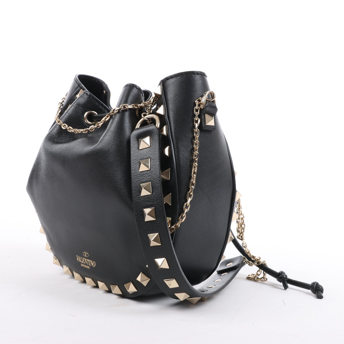 Valentino Garavani – Rockstuds – Schwarze Schultertasche aus Leder mit Kettenriemen