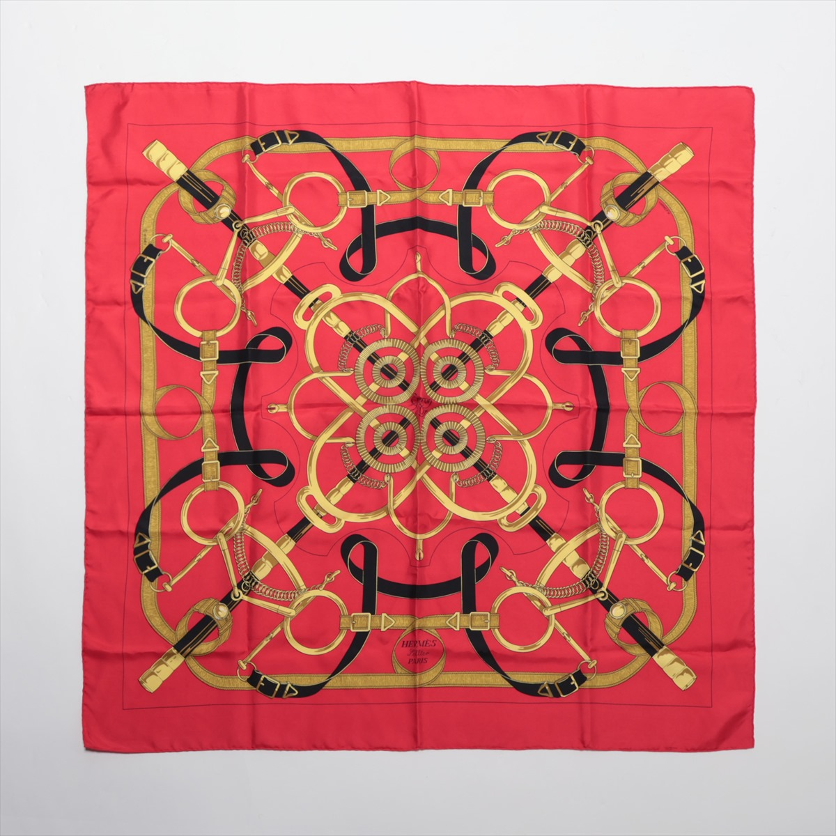 Hermès Carré 90 " Eperon d'or" 100% Silk Scarf in Red