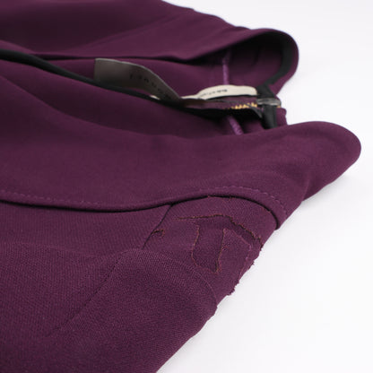 Roland Mouret – Figurbetontes Midikleid mit tiefem V-Ausschnitt in Pflaume – EU 34