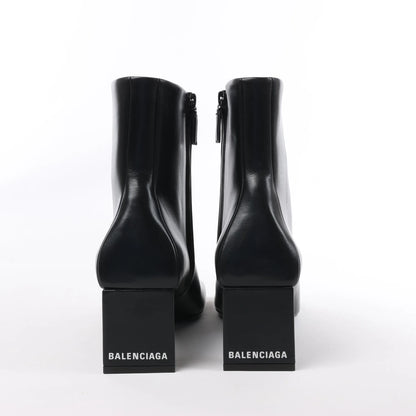 Balenciaga Logo Leather Ankle Boots in Black 623924, Size 39 EU