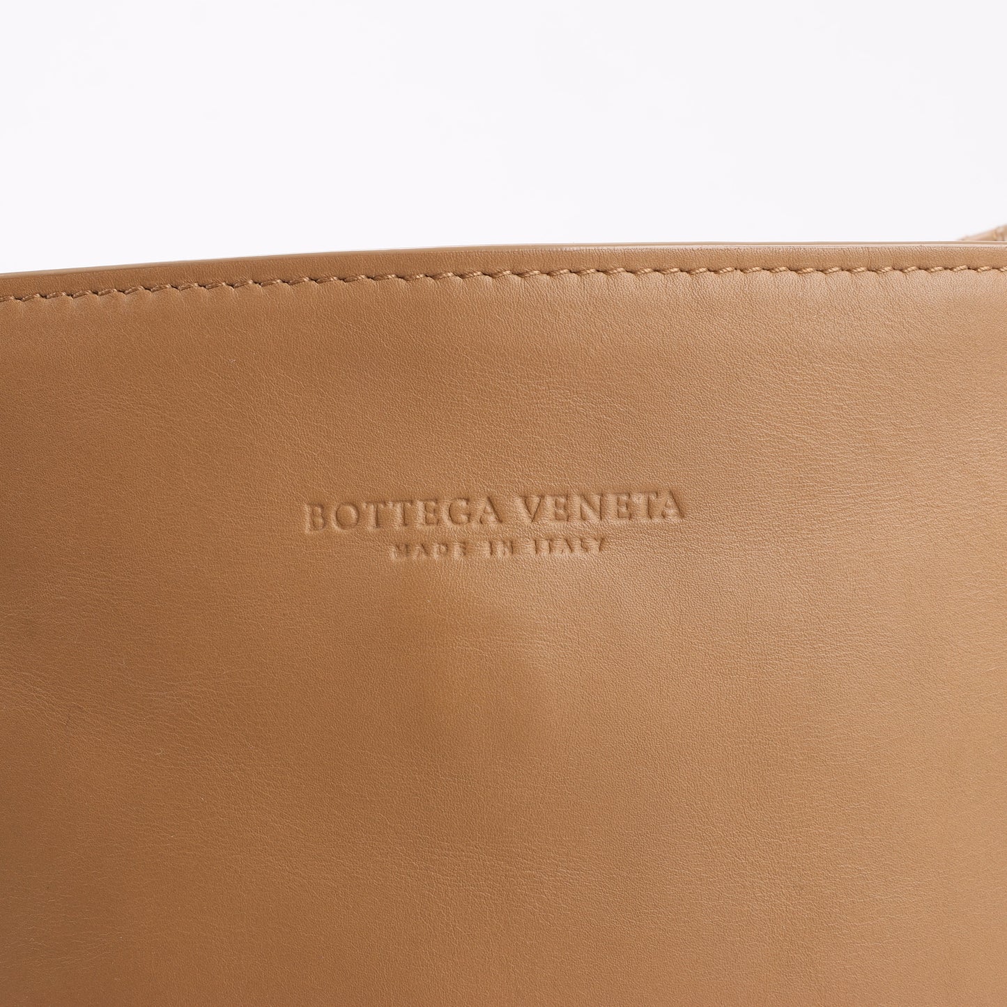 Bottega Veneta – Schultertasche aus braunem Leder