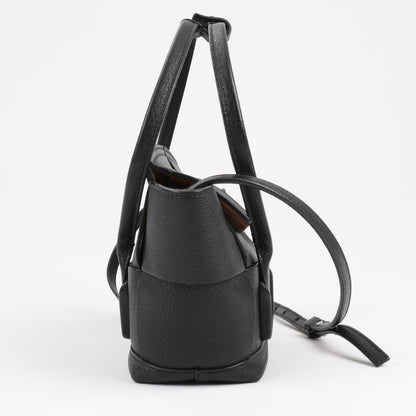 Bottega Veneta Arco Mini Leder Maxi Intrecciato 2Way Handtasche in Schwarz