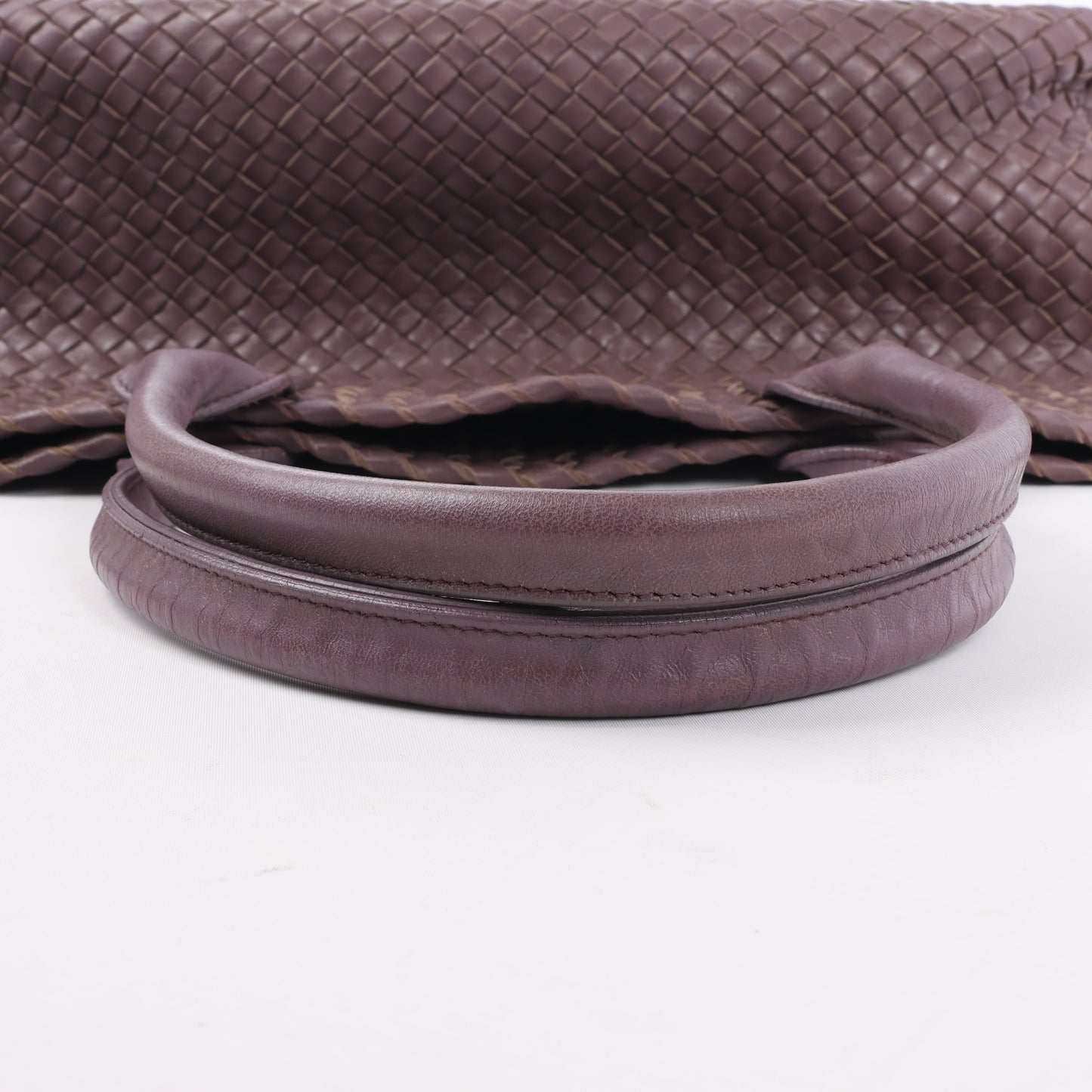 Bottega Veneta Intrecciato Cabat MM Ledertasche in Dusty Rose Taupe