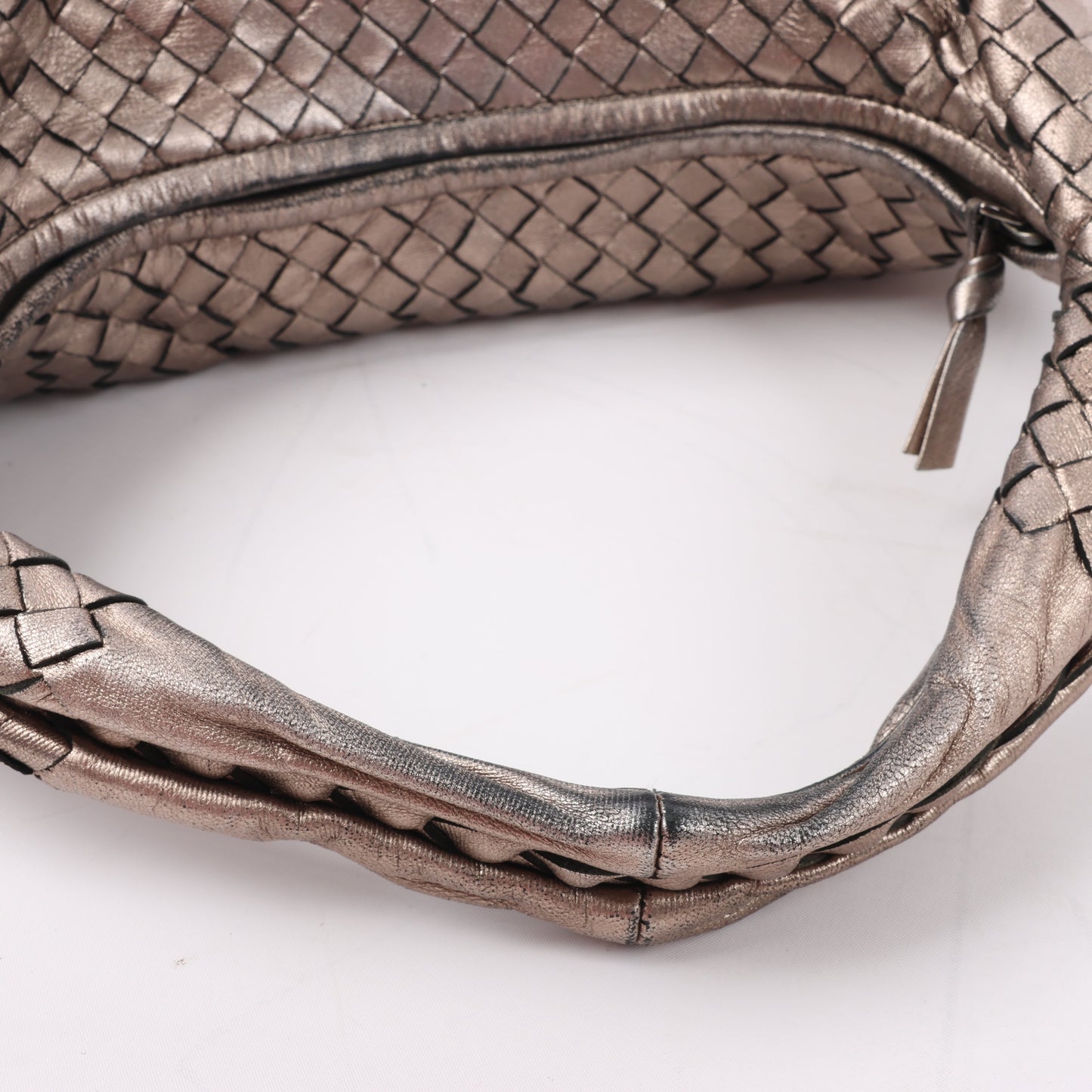 Bottega Veneta Intrecciato Hobo Leder Umhängetasche in Gold