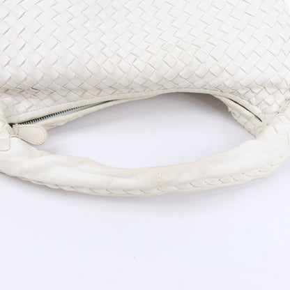 Bottega Veneta Intrecciato Hobo Leder Umhängetasche in Weiß
