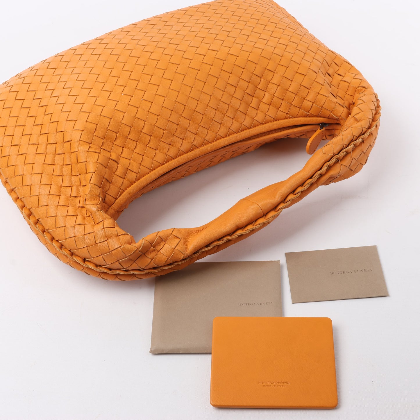 Bottega Veneta Intrecciato Hobo Leder Umhängetasche in Orange