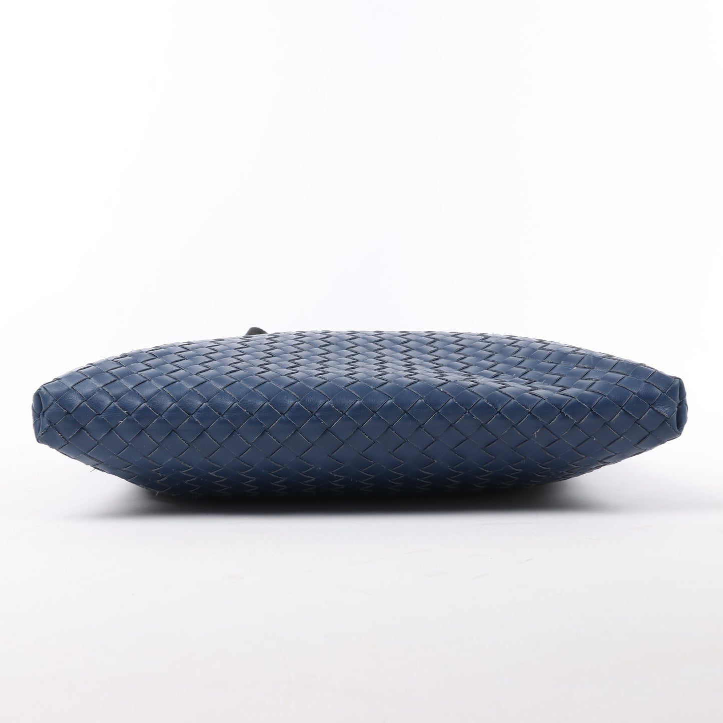 Bottega Veneta Nappa Intrecciato VN Umhängetasche in Blau 161623