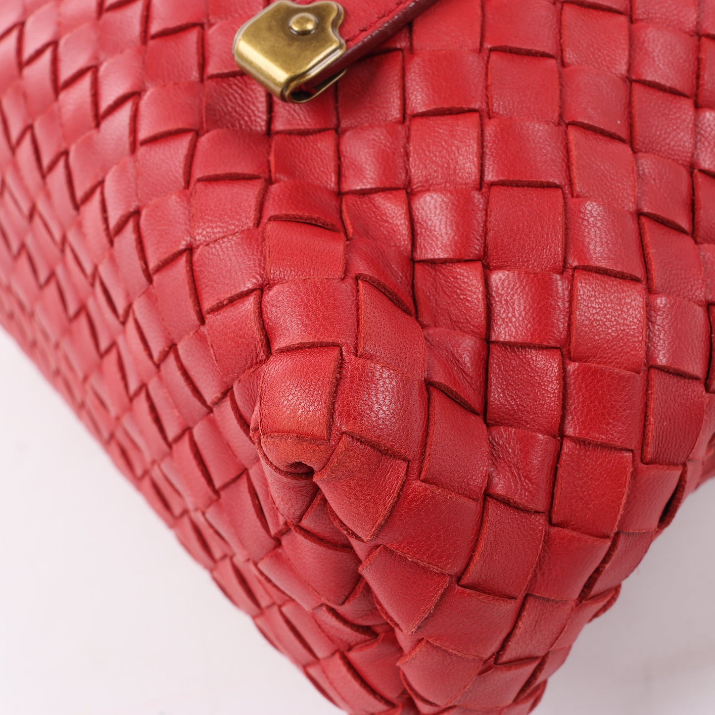 Bottega Veneta Intrecciato-Lederhandtasche in Rot