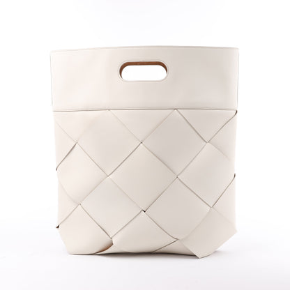 Bottega Veneta Maxi Intrecciato Lederhandtasche in Weiß