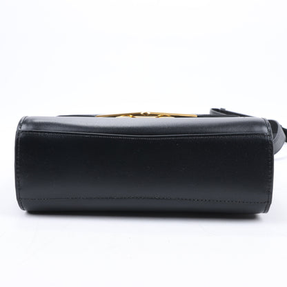 Bottega Veneta Box Calfskin Nappa Clip Shoulder Bag in Black