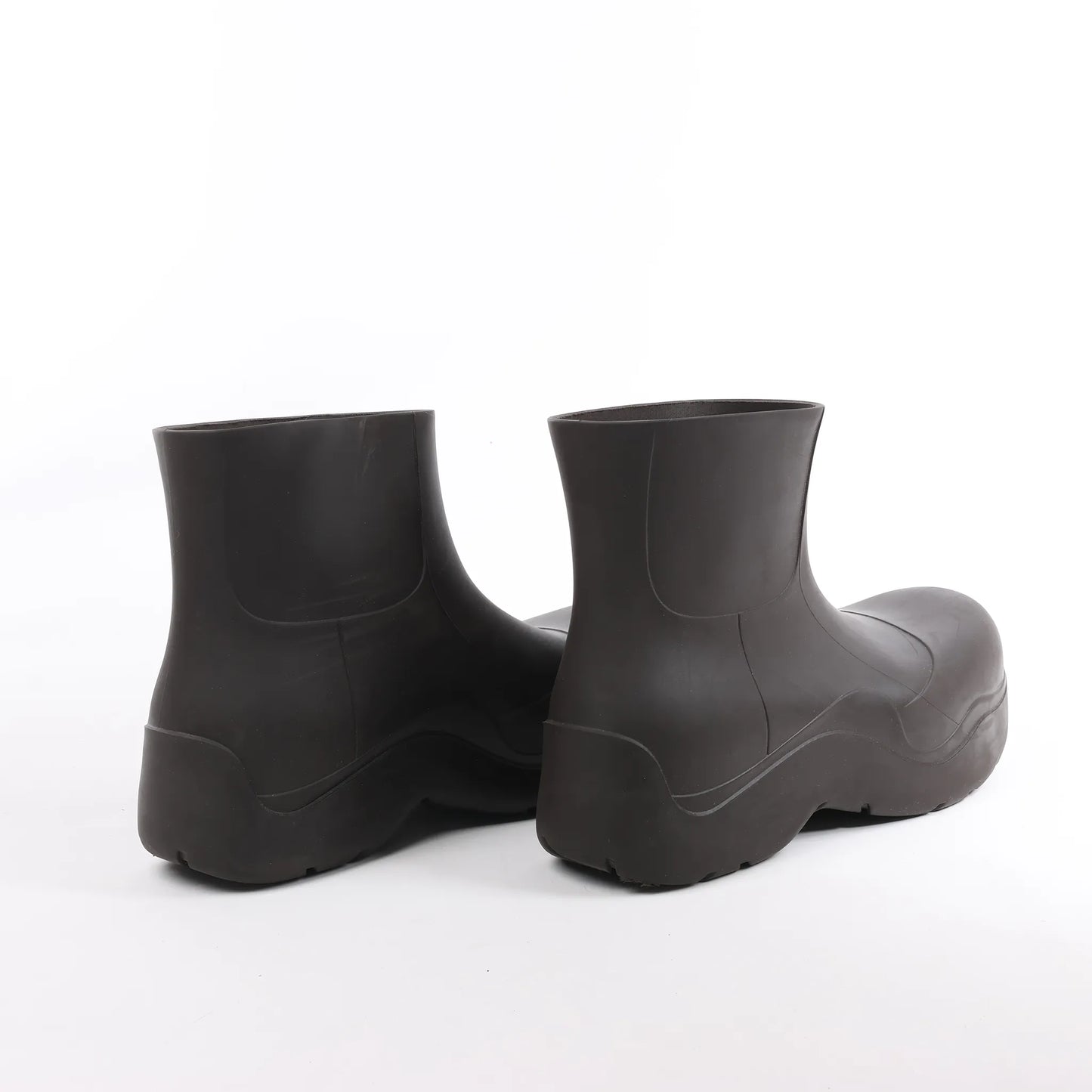 Bottega Veneta Paddles Rubber Rain Boots in Brown, Size 40 EU