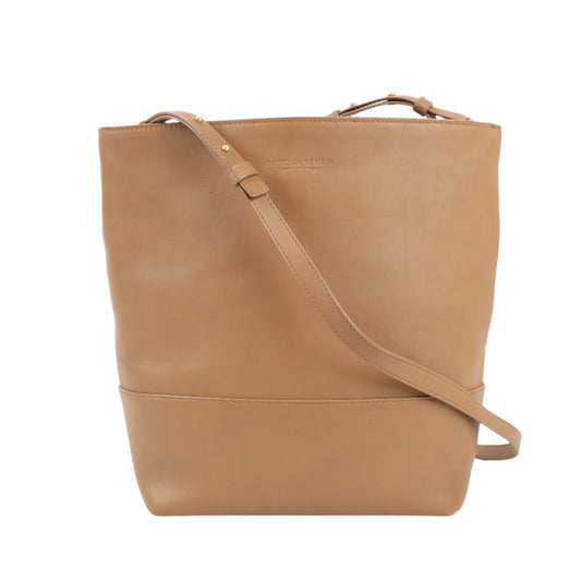 Bottega Veneta Leather Shoulder Bag in Brown