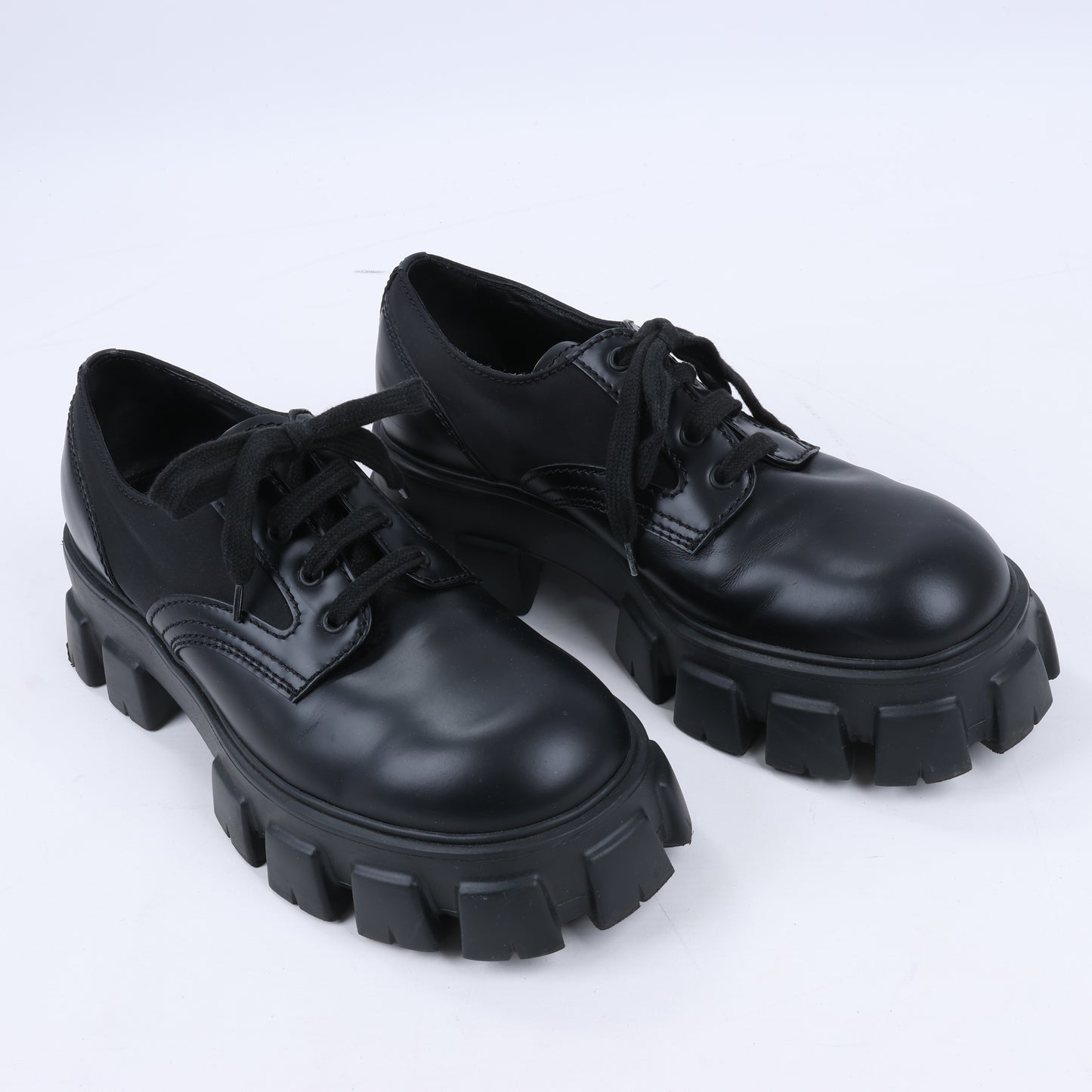 Prada Monolith Nylon &amp; Leder Loafer in Schwarz 2EE342, Größe 42 EU