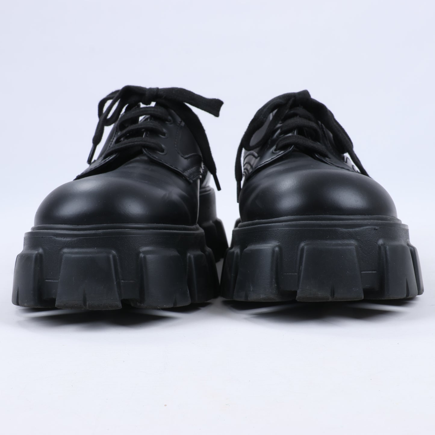 Prada Monolith Nylon &amp; Leder Loafer in Schwarz 2EE342, Größe 42 EU