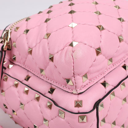 Valentino Garavani – Rockstud Spike – 2-Wege-Rucksack aus rosa Leder
