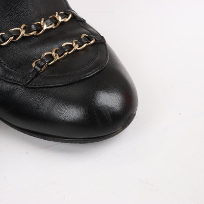 CHANEL Coco Mark Kurze Stiefel aus Matelassé-Leder und Lack in Schwarz G33028, Größe 38 EU