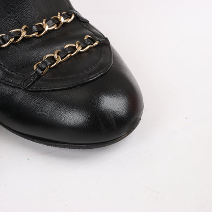 CHANEL Coco Mark Kurze Stiefel aus Matelassé-Leder und Lack in Schwarz G33028, Größe 38 EU
