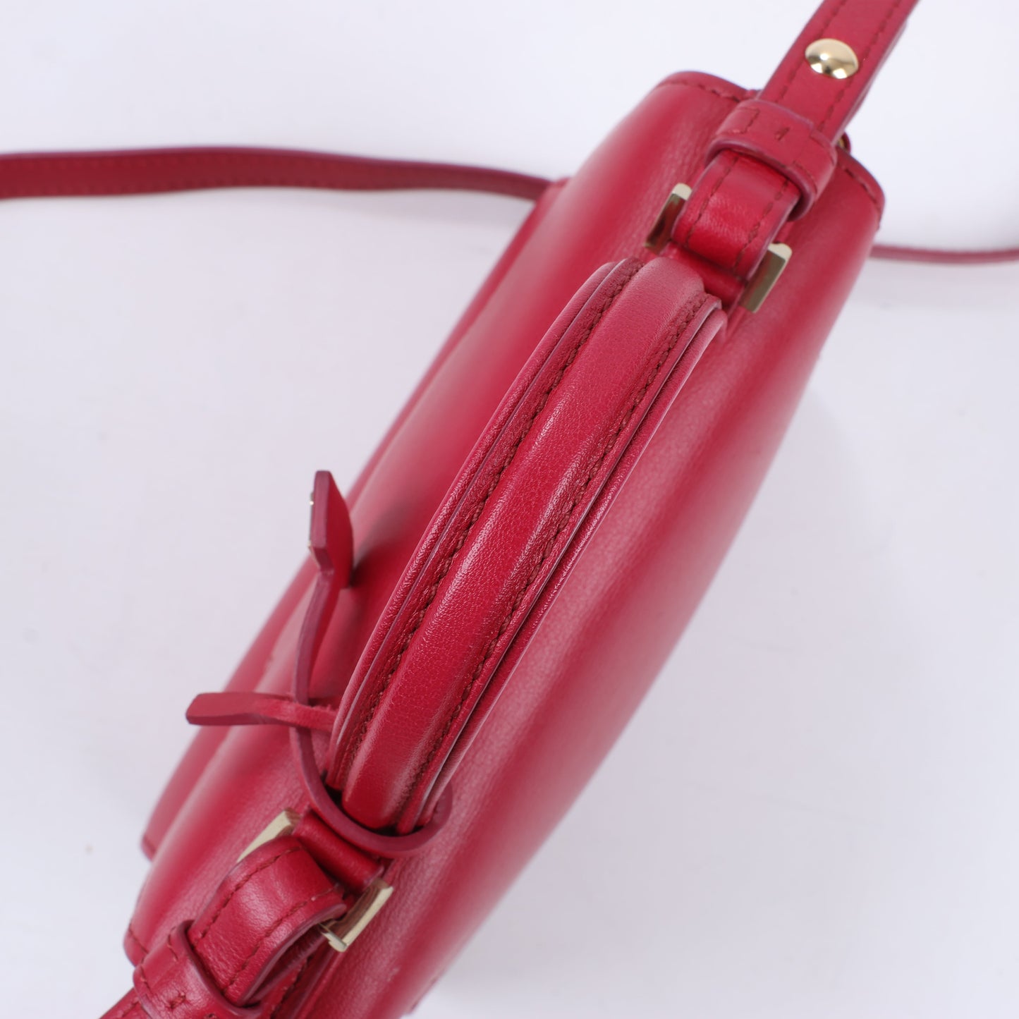 Delvaux Tempete Kleine 2-Wege-Handtasche aus Leder in Rot