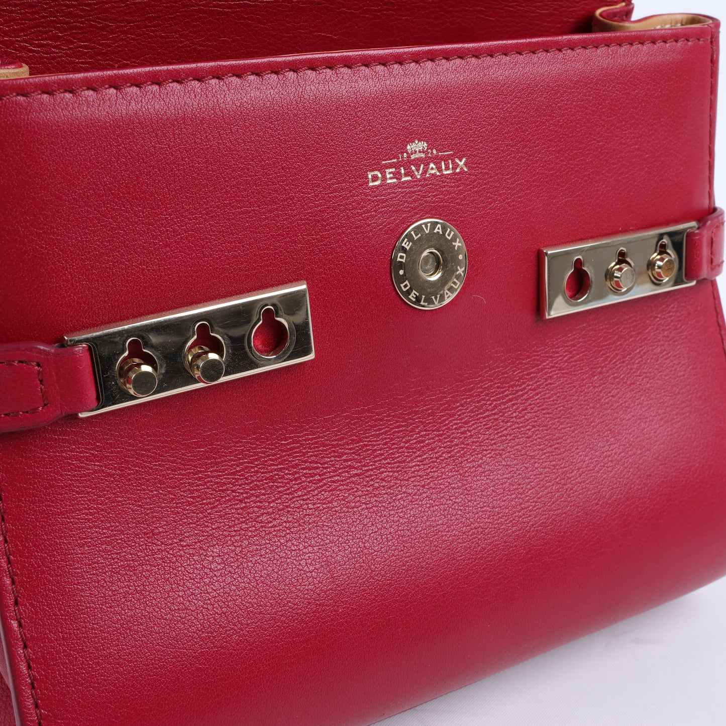 Delvaux Tempete Kleine 2-Wege-Handtasche aus Leder in Rot