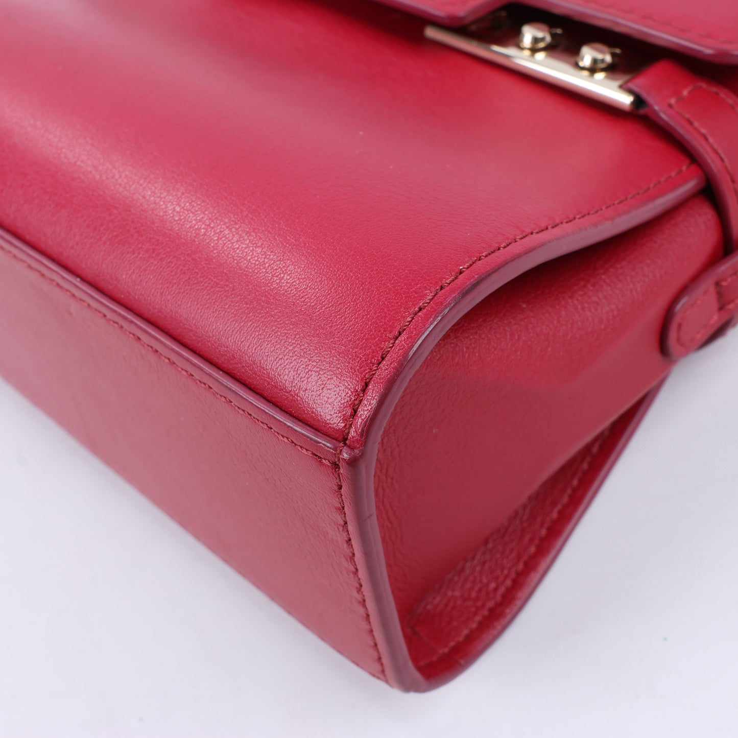 Delvaux Tempete Kleine 2-Wege-Handtasche aus Leder in Rot