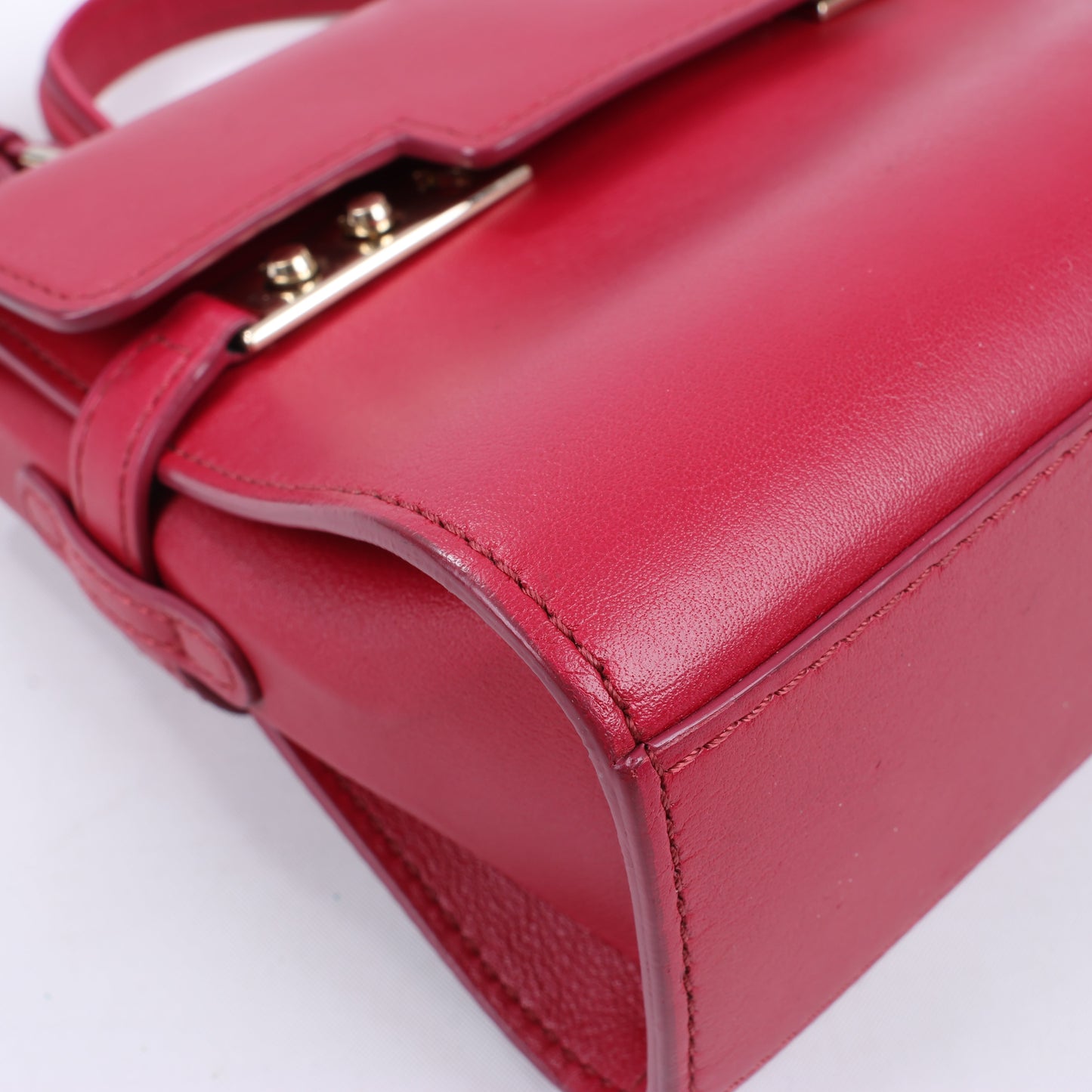 Delvaux Tempete Kleine 2-Wege-Handtasche aus Leder in Rot