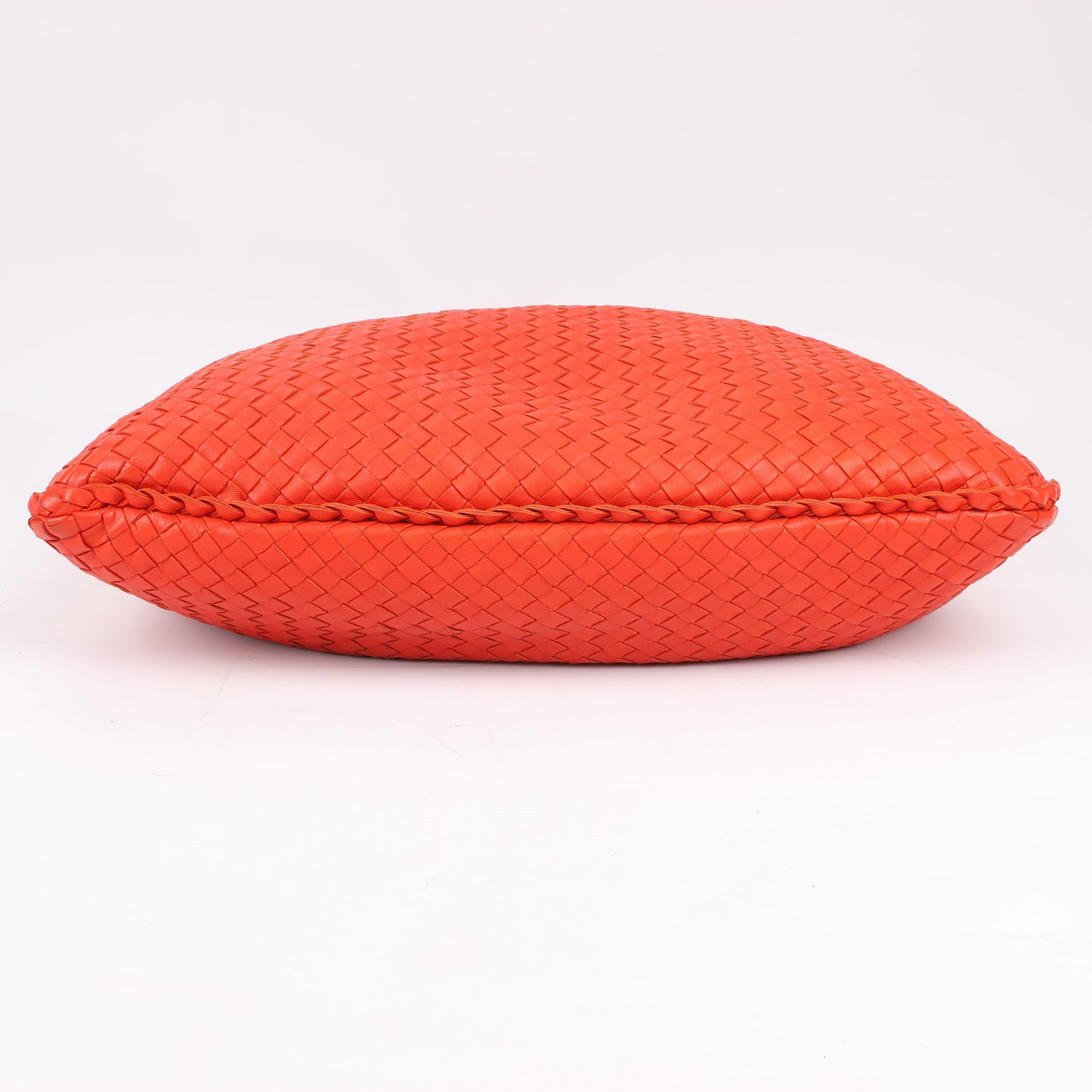 Bottega Veneta Intrecciato Hobo Leder Umhängetasche in Rot