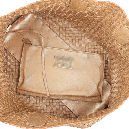 Bottega Veneta Intrecciato Cabat MM Ledertasche in Gold