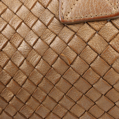 Bottega Veneta Intrecciato Cabat MM Ledertasche in Gold