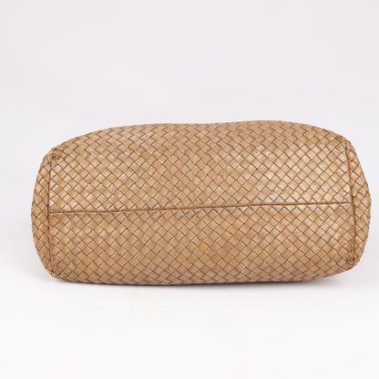 Bottega Veneta Intrecciato Cabat MM Ledertasche in Gold
