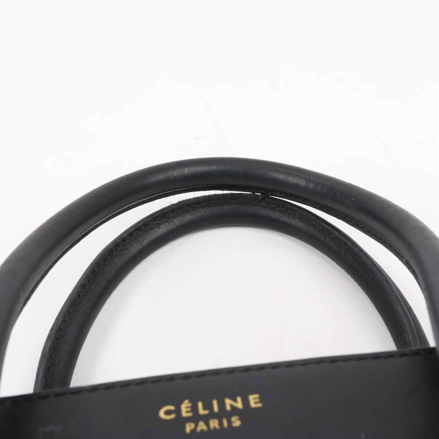 CELINE Luggage Micro Lederhandtasche in Schwarz