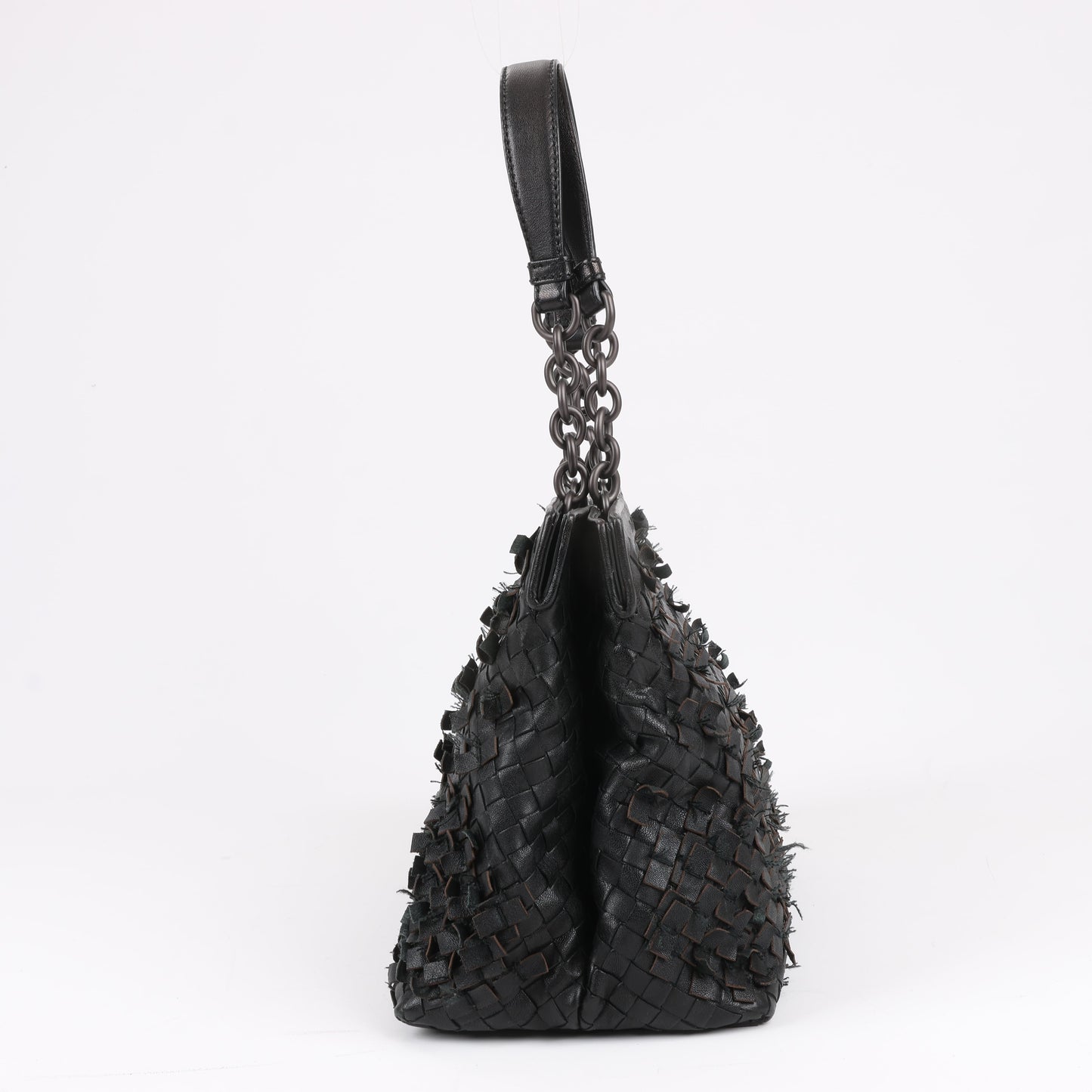 Umhängetasche aus Intrecciato-Leder von Bottega Veneta in Schwarz
