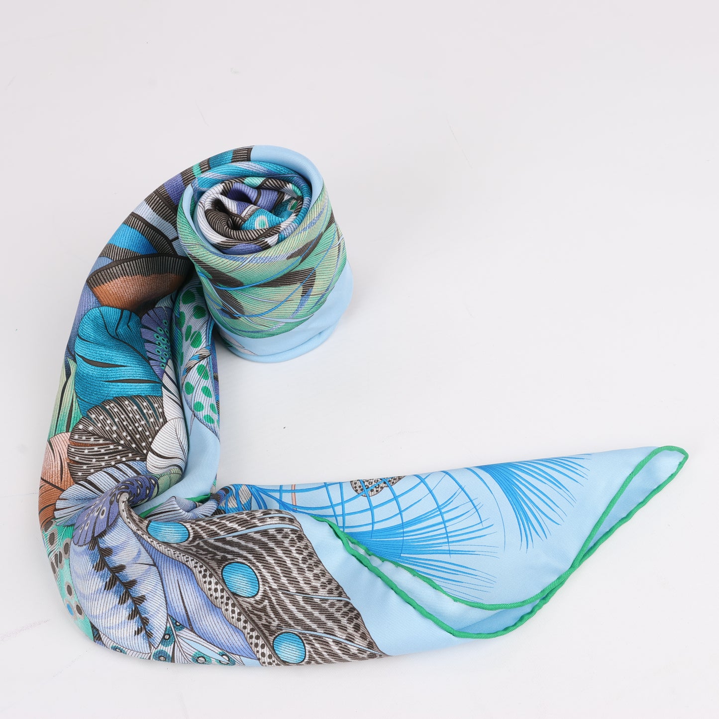 Hermès Carré 90 "PLUMES EN FETE" 100% Silk Scarf in Blue