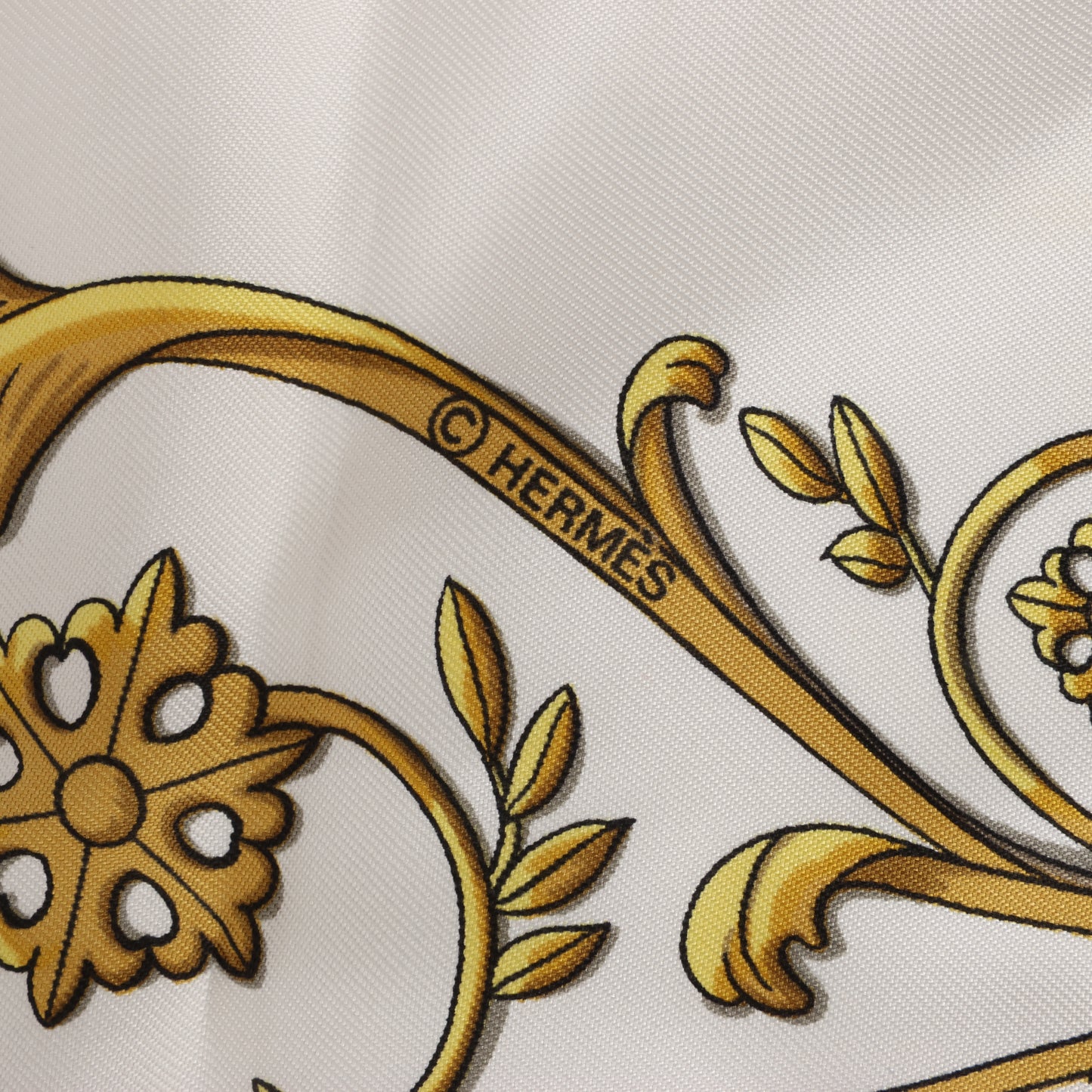 Hermès Carré 90 "LA PROMENADE DE LONGCHAMPS" 100% Silk Scarf in Ecru