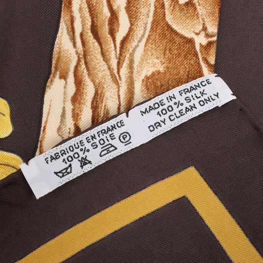 Hermès Carré 90 "CASSE NOISETTE" 100% Silk Scarf in Brown