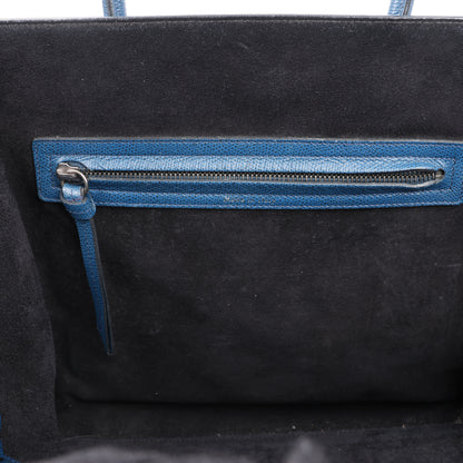 CELINE Luggage Phantom Mittelgroße Handtasche aus genarbtem Leder in Marineblau