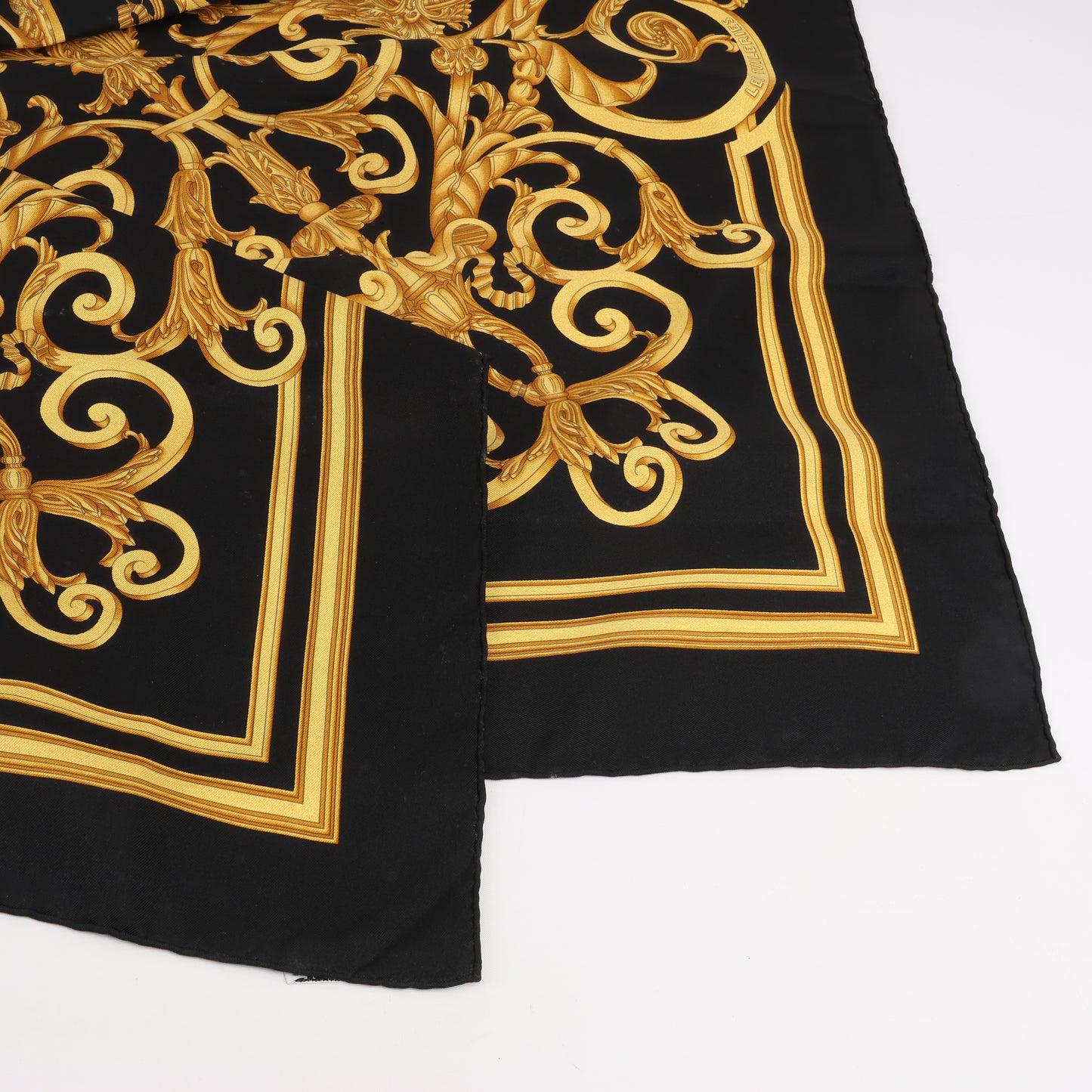 Hermès Carré 90 "LES TUILERIES" 100% Silk Scarf in Black x Gold