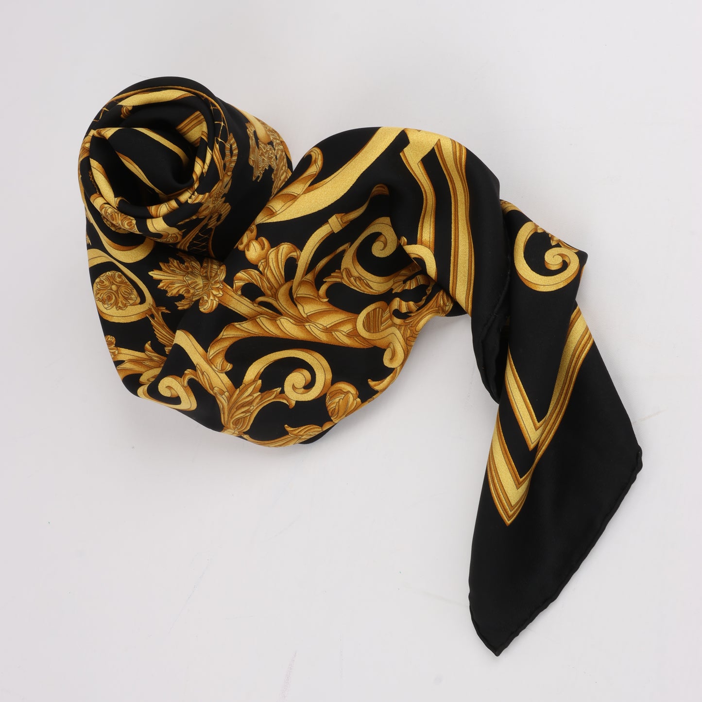 Hermès Carré 90 "LES TUILERIES" 100% Silk Scarf in Black x Gold