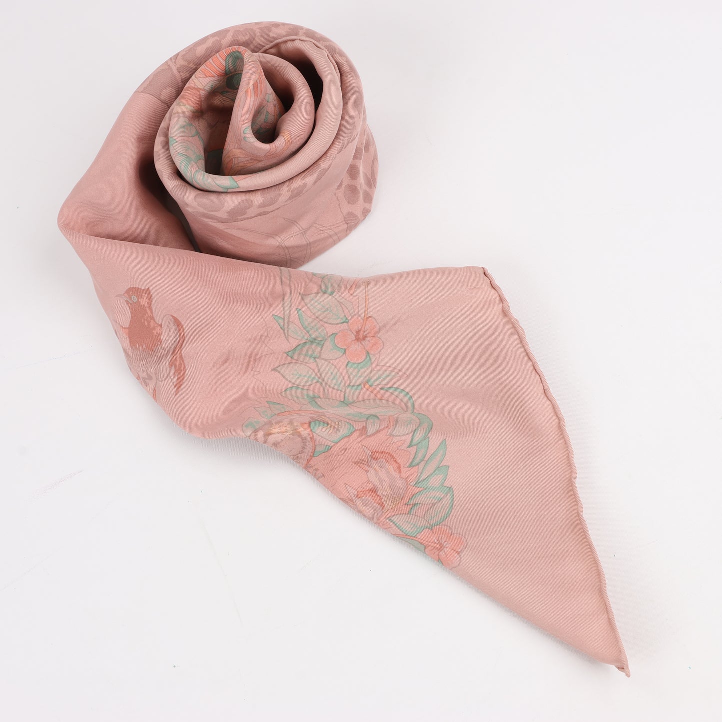 Hermès Carré 90 "JUNGLE LOVE" 100% Silk Scarf in Pink