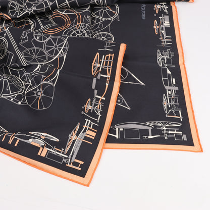 Hermès Carré 90 „COMPLICATION EQUESTRE“ 100% Seidenschal in Schwarz