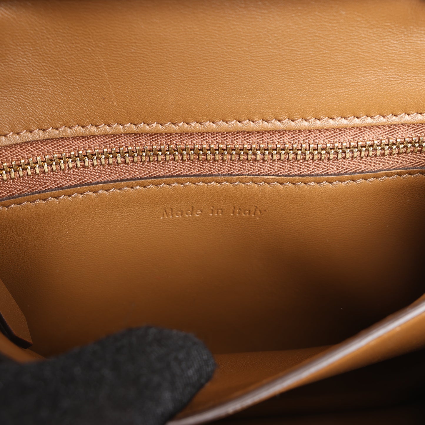 Petit sac à bandoulière en cuir Celine Classic Box marron