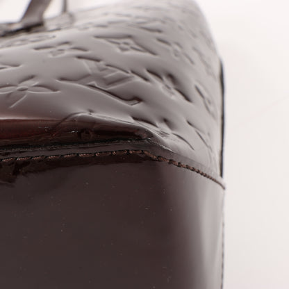 Louis Vuitton Monogramm Vernis Wilshire MM Handtasche in Amarante