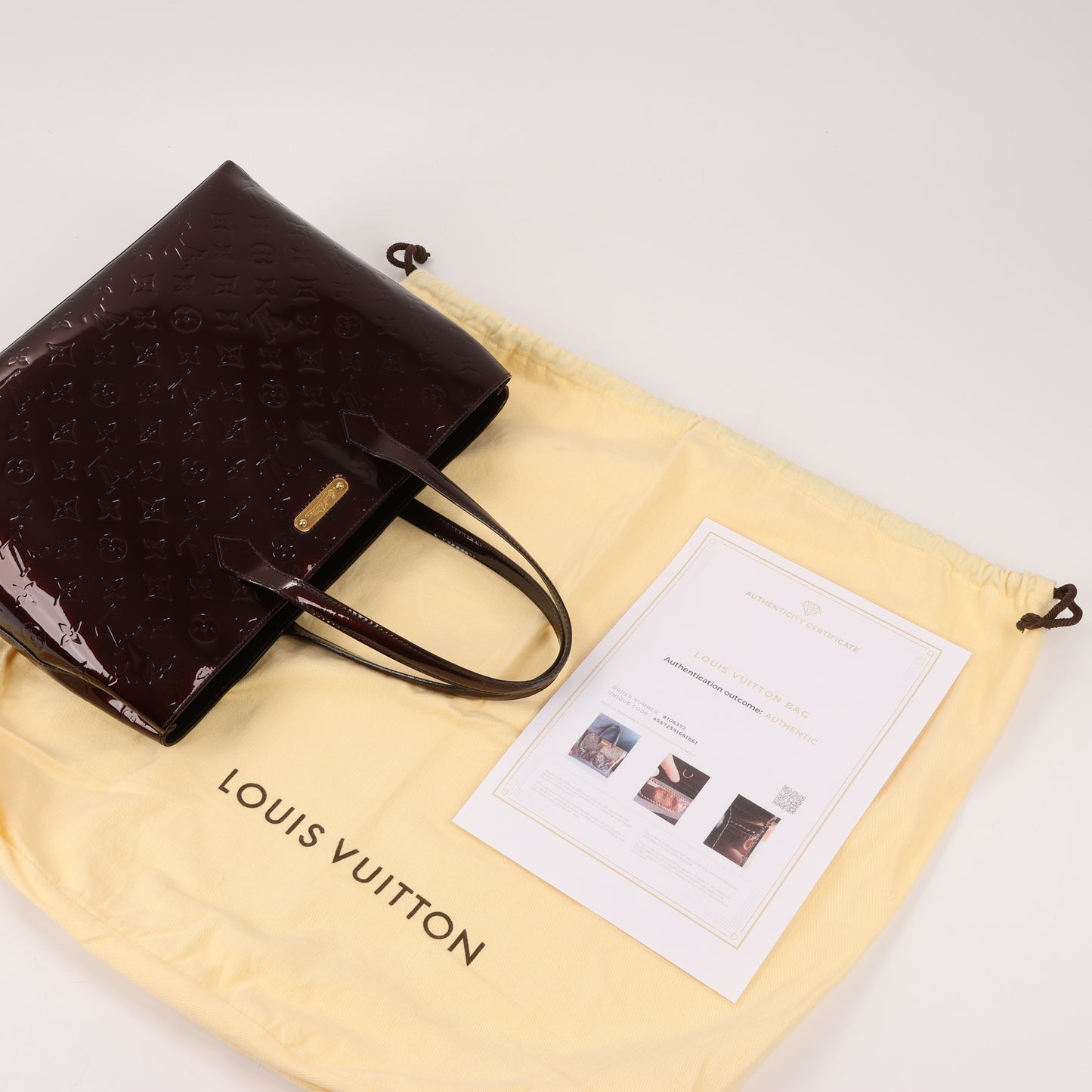 Louis Vuitton Monogramm Vernis Wilshire MM Handtasche in Amarante