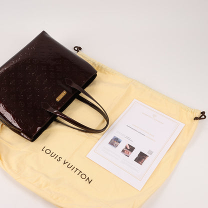 Louis Vuitton Monogramm Vernis Wilshire MM Handtasche in Amarante
