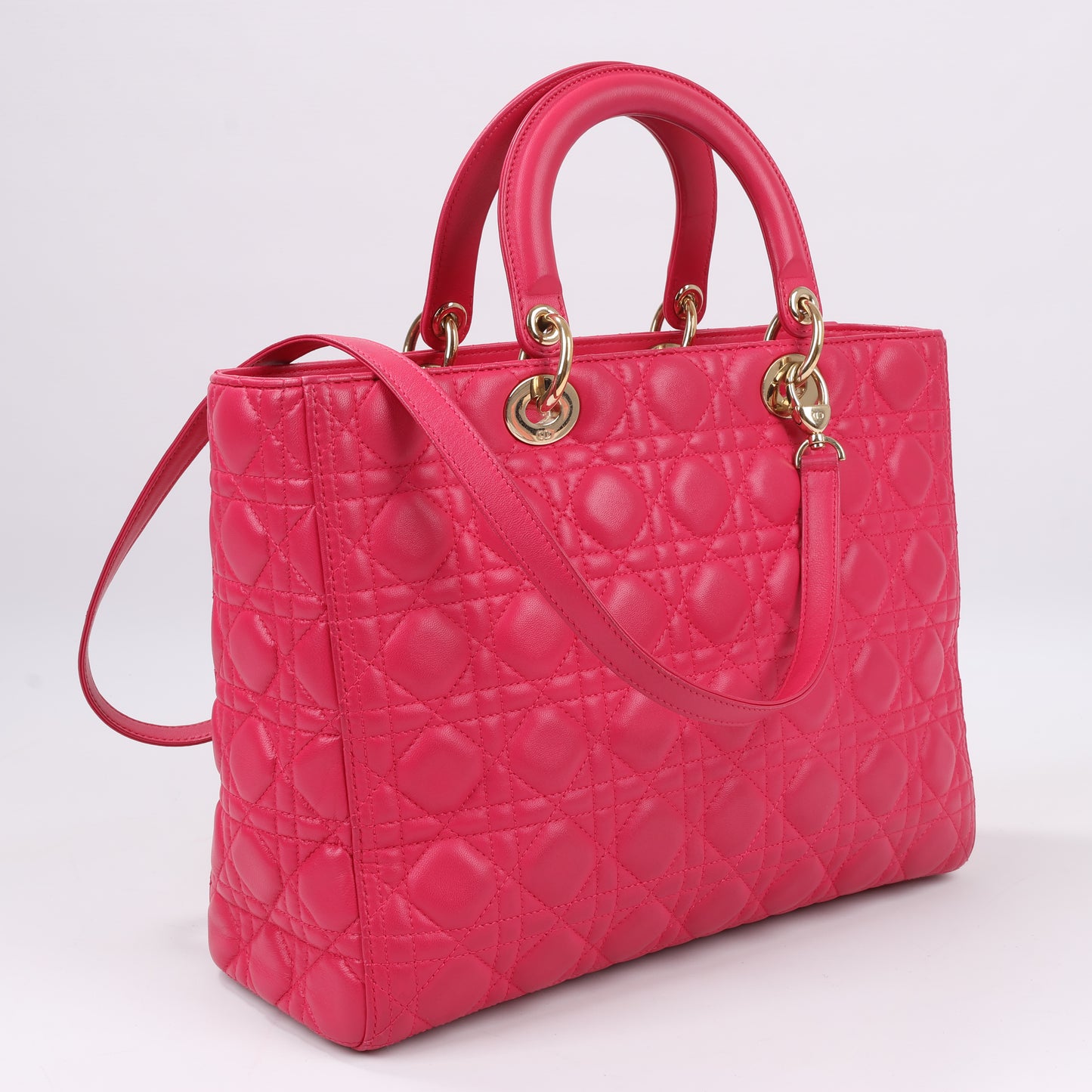 Christian Dior Lady Dior Cannage Große 2-Wege-Handtasche aus Leder in Pink