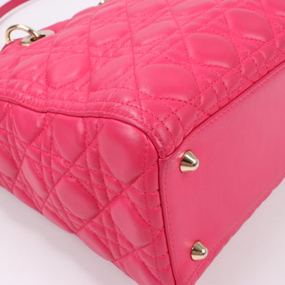 Christian Dior Lady Dior Cannage Große 2-Wege-Handtasche aus Leder in Pink