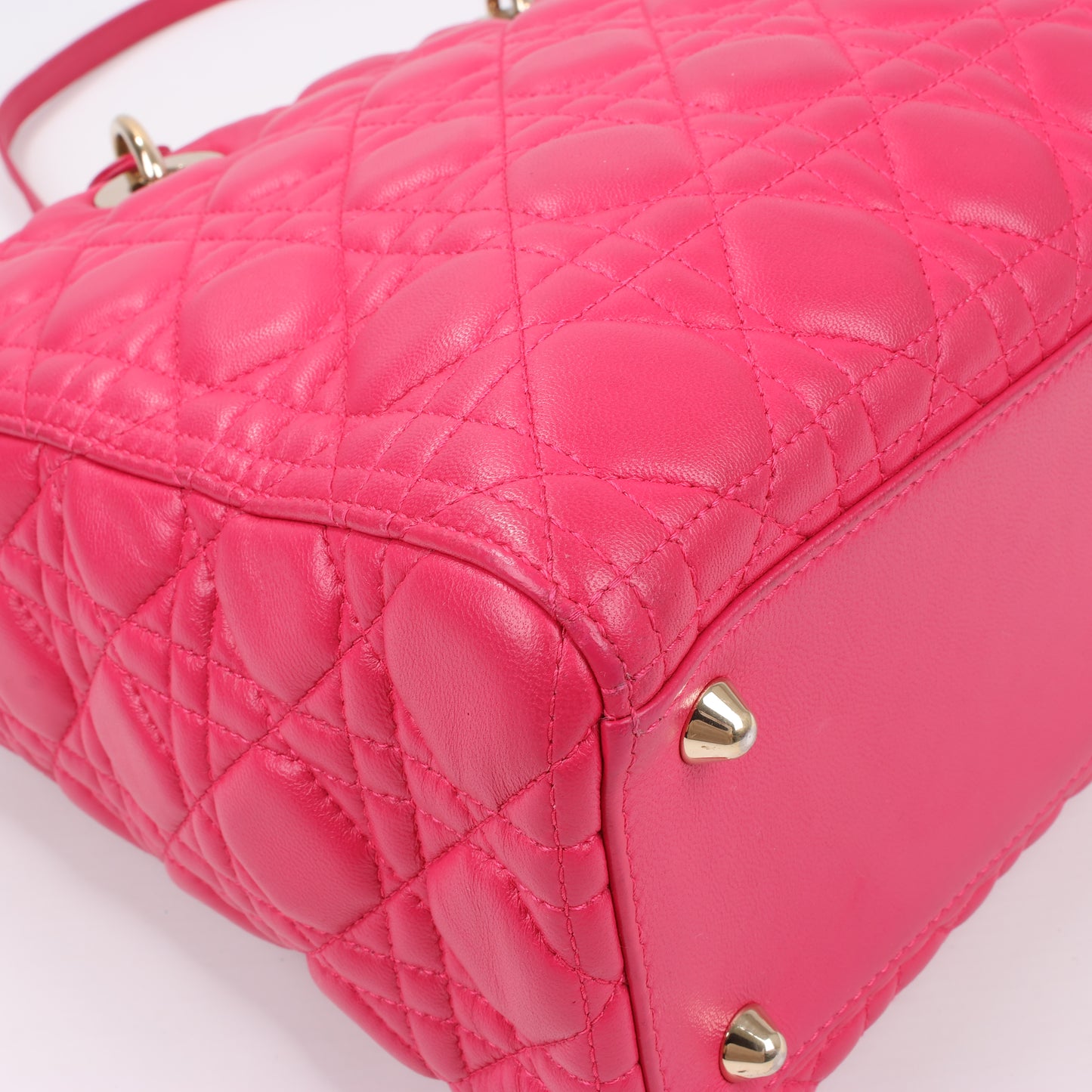 Christian Dior Lady Dior Cannage Große 2-Wege-Handtasche aus Leder in Pink